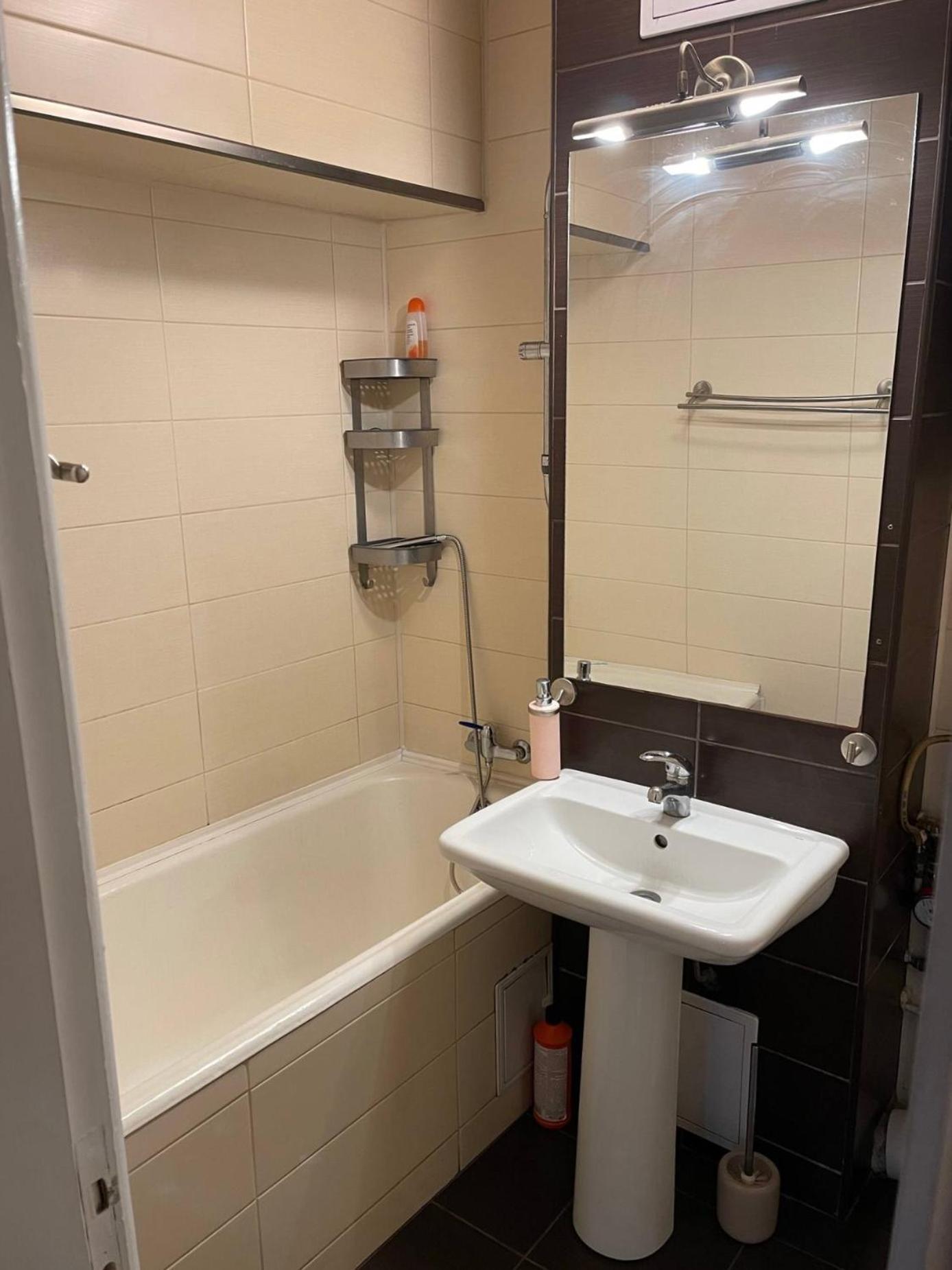 Zen Escape Luxury Retreat Apartment Bucharest Luaran gambar